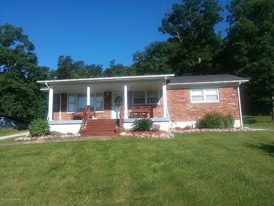 400 Wilderness Rd photo 1