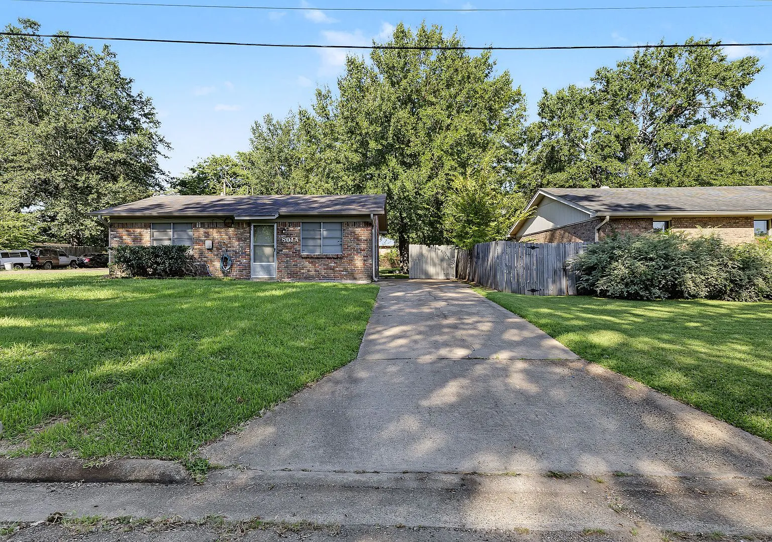 3801 A & 3801B Senator Street — Photo 2