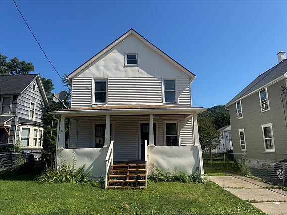 2nd image of 7 Hazel St