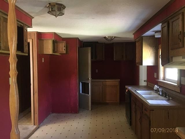 1st image of 55 Ewain Dr
