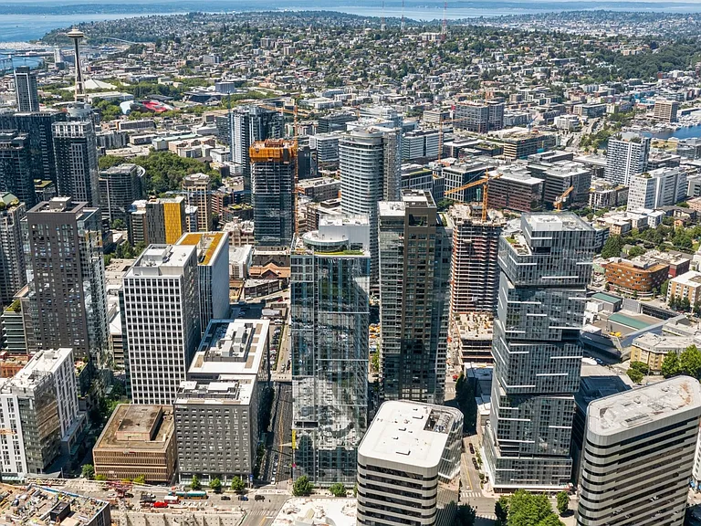 Arc_aerial_building surroundings