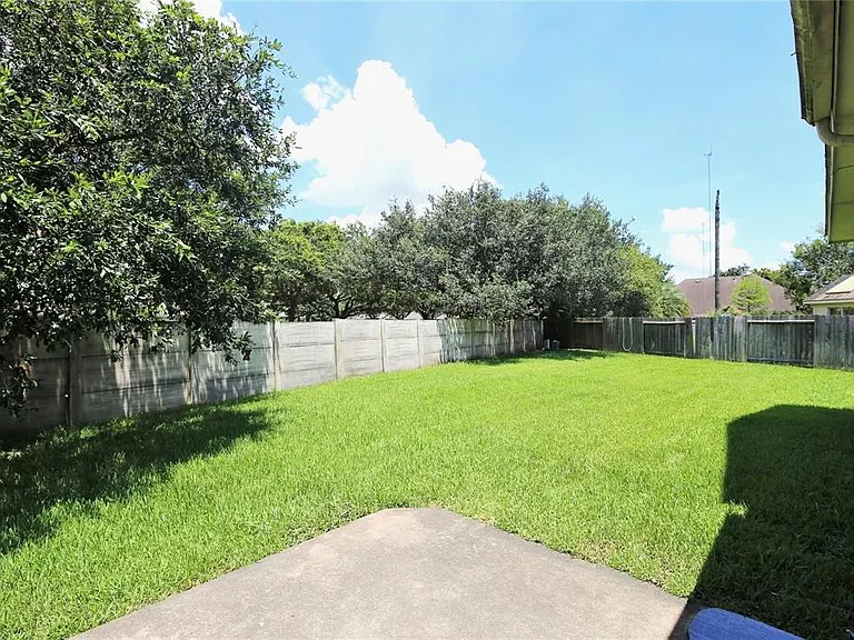 4602 Rainbow Valley Ct — Photo 6