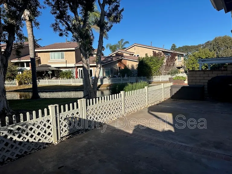 7961 Southwind Cir — Photo 21