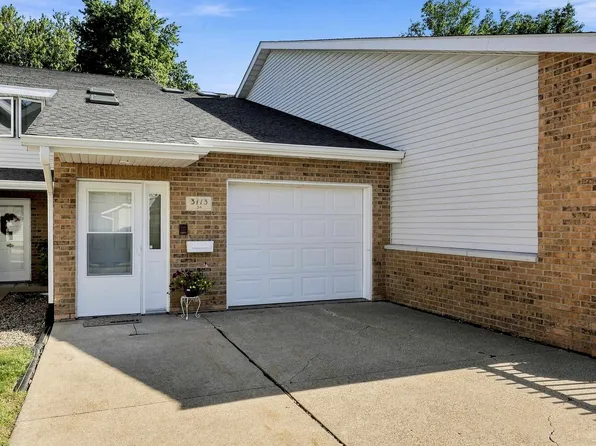 3113 Pasadena Ct Unit 34, Dubuque, IA 52001