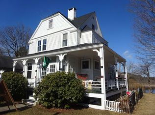 18 Pine St, Windsor, VT 05089