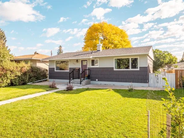 309 W 26th St S, Lethbridge, AB T1J 3P8