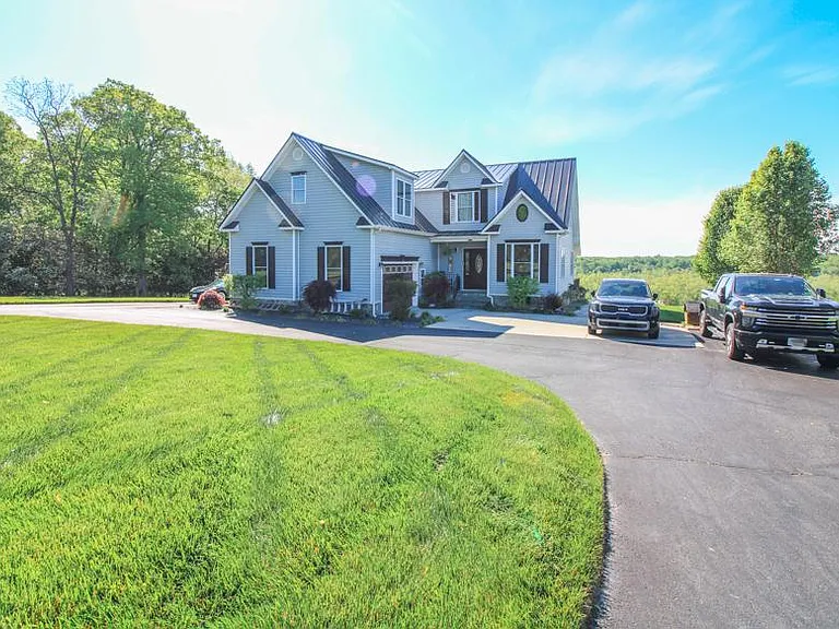 511 Riverview Ct — Photo 8