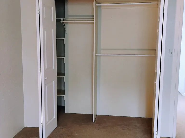 1579 Hooker St #B — Photo 16