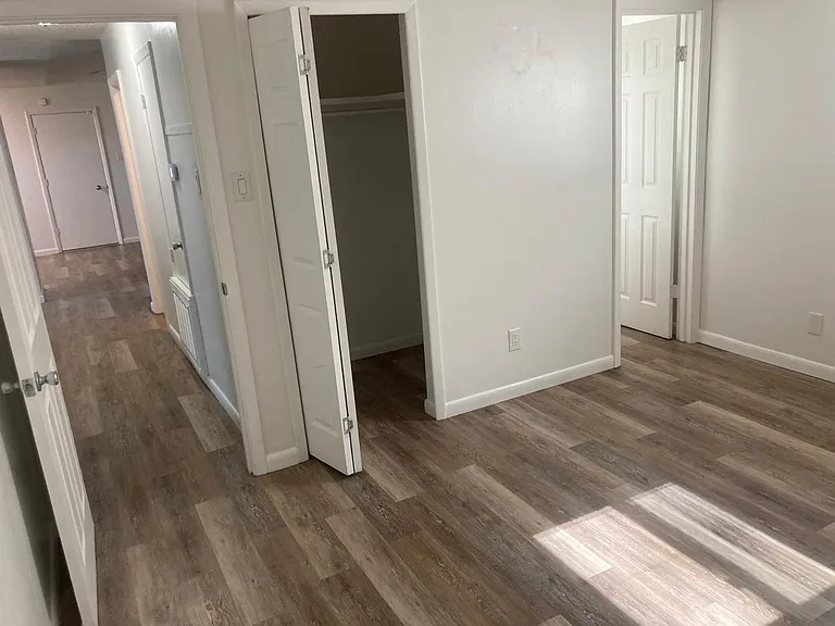 1105 Lehman Dr — Photo 9