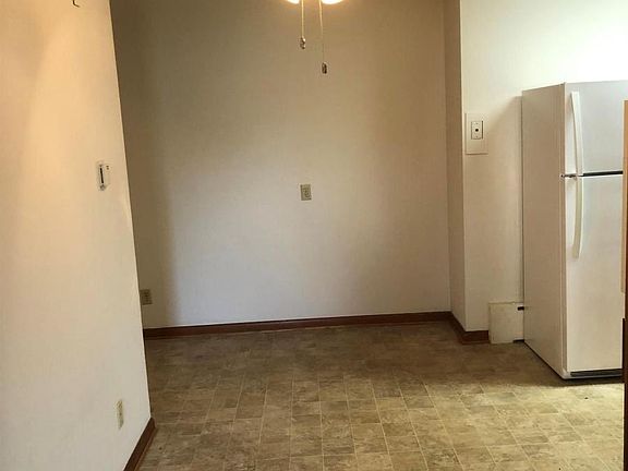 4th image of 1341 1/2 Liberty St APT 3