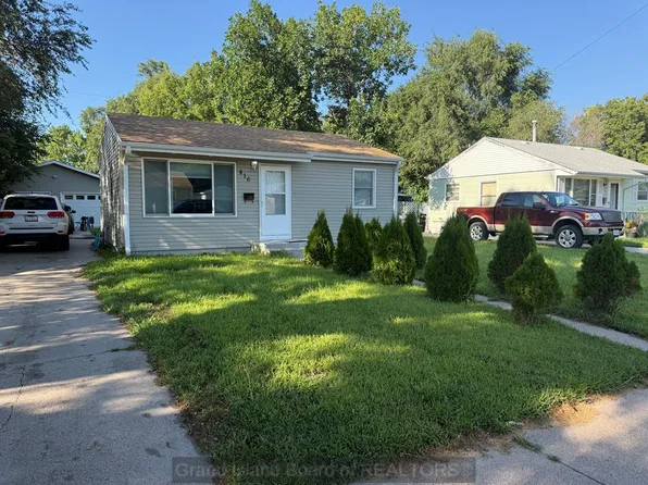 416 Hall St, Grand Island, NE 68801