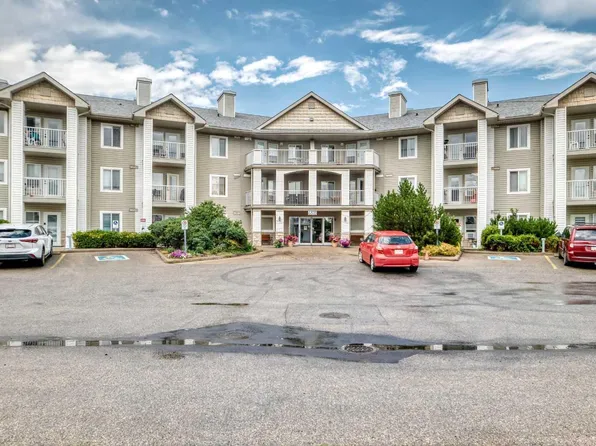 6818 Pinecliff Grv NE #3337, Calgary, AB T1Y 7L2