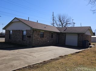 425 E 6th St, Cushing, OK 74023