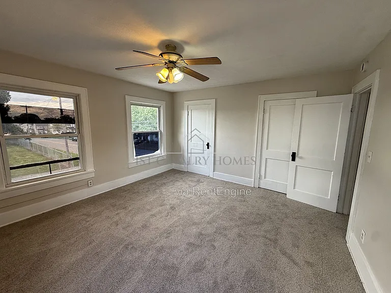 301 Roslyn Ave NW #303 — Photo 12