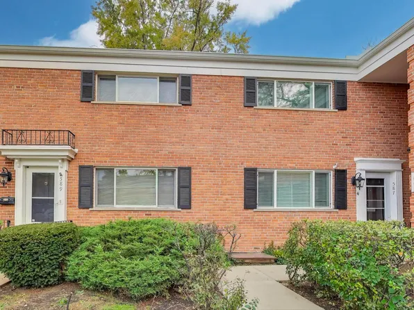 587 Shorely Dr, Barrington, IL 60010