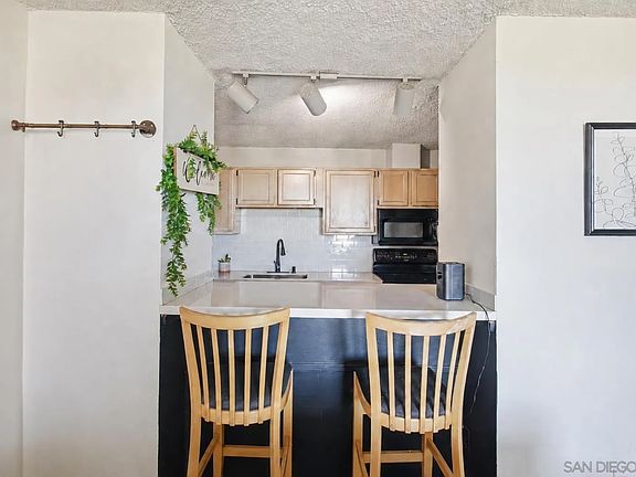 4th image of 3050 Rue D'orleans #346