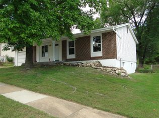 1258 Greenmar Dr, Fenton, MO