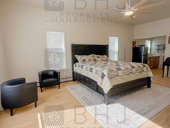2nd image of 219 E Burkitt St #1