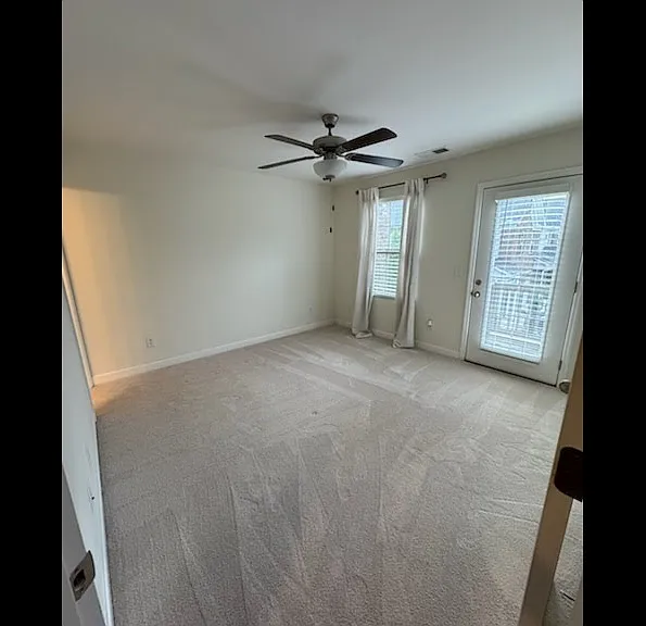 1034 Emery Bay Cir — Photo 11