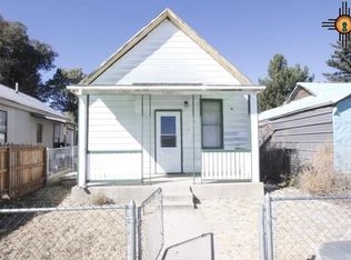 708 S 1st St, Raton, NM 87740