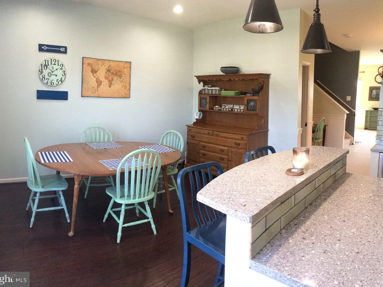 3 bed, 2.5 bath, 2020 sqft, $2,800 — Photo 4