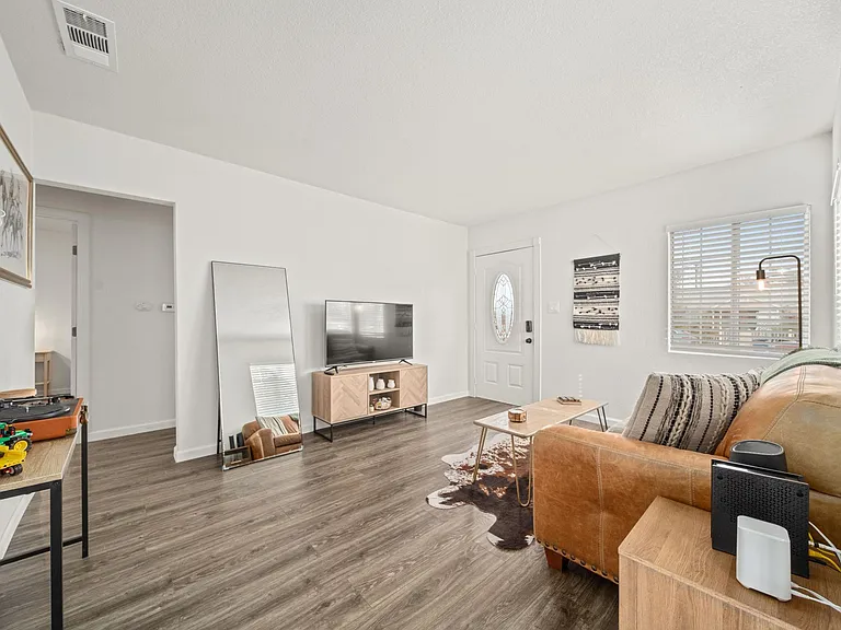 783 El Centro Ave — Photo 24