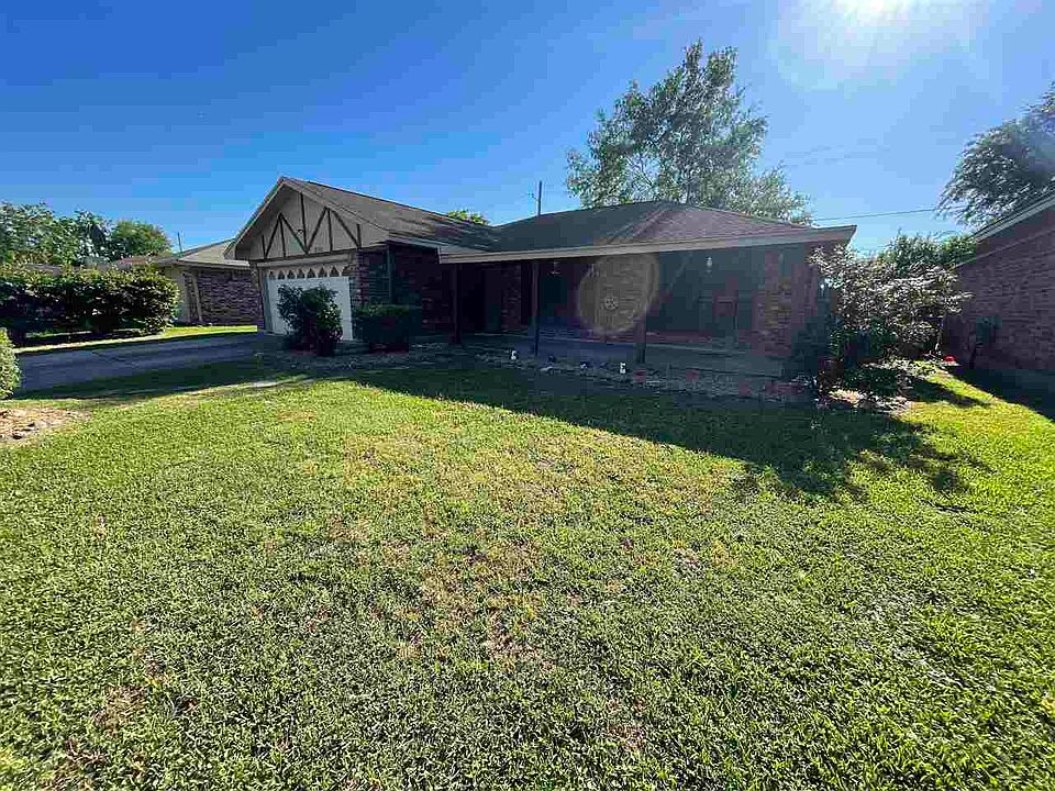 1st image of 2130 Monica St