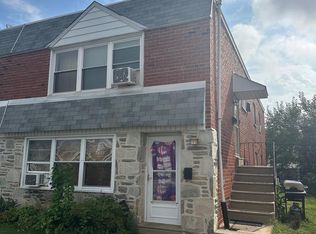 2651 Tremont St, Philadelphia, PA 19152