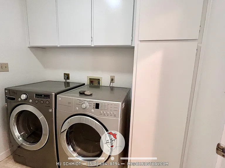 303 Sutton Cir — Photo 29