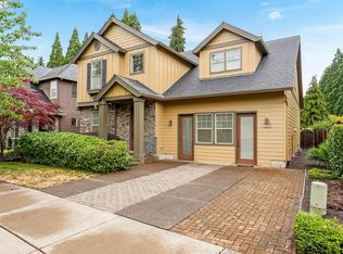 885 N Pointe Dr, Albany, OR 97321