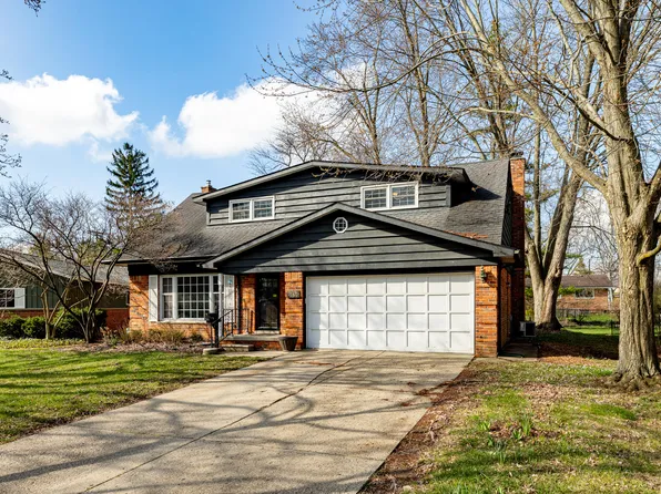 2626 Page Ct, Ann Arbor, MI 48104