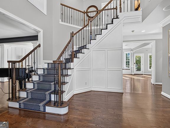 5th image of 225 Arbor Creek Way