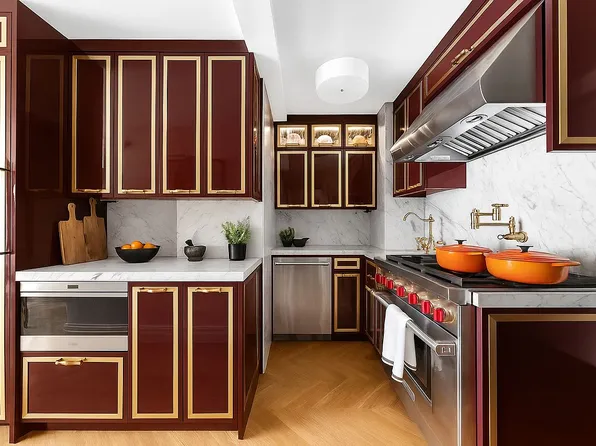 420 E 55th St APT 8U, Manhattan, NY 10022