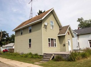 447 E Division St, Dowagiac, MI 49047
