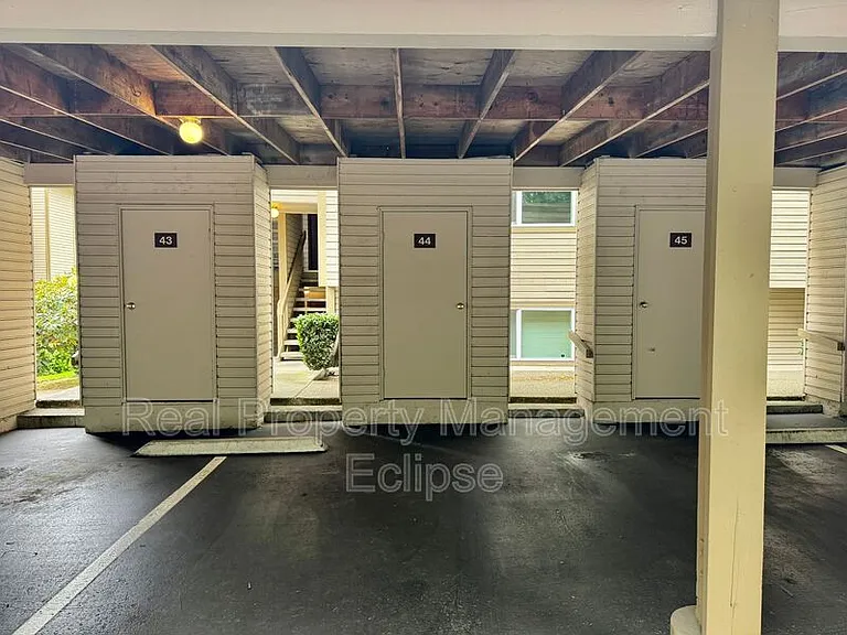 14636 NE 45th St #C15 — Photo 9