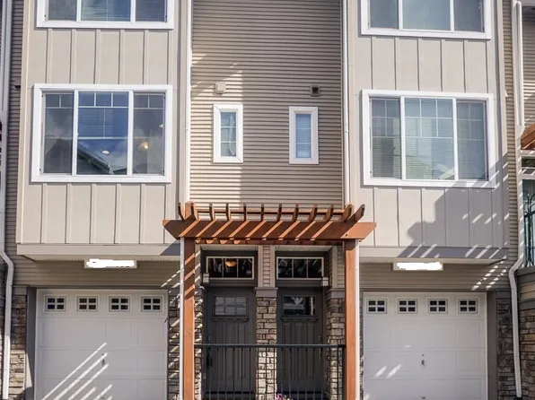 (undisclosed Address), Portland, OR 97229