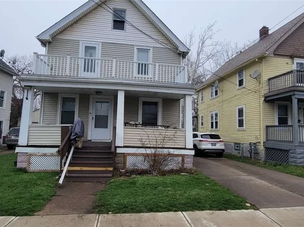 3568 W 67th St, Cleveland, OH 44102