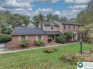 4804 Parkview Dr S, Emmaus, PA 18049