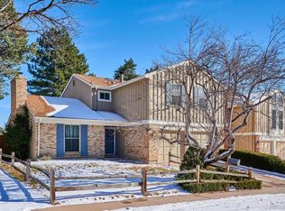 2926 S Newark Pl, Aurora, CO 80014