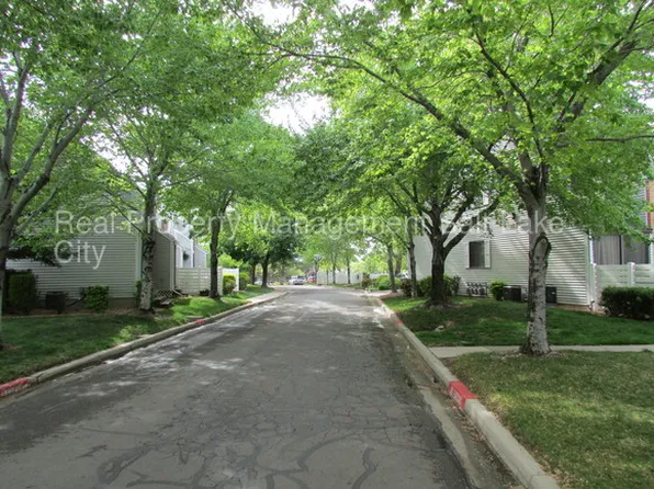955 E Essex Court Way Unit 3, Midvale, UT 84047
