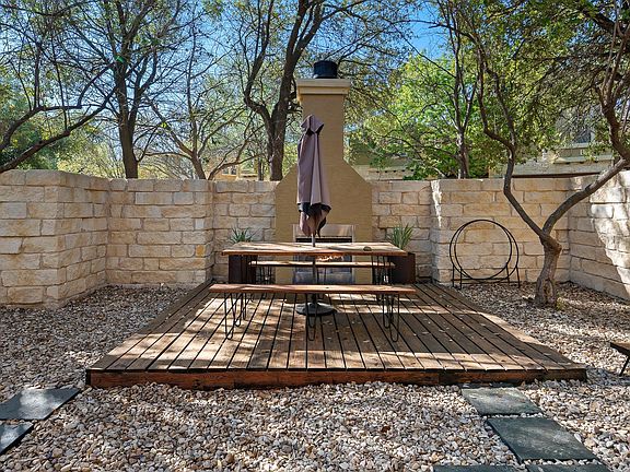 4th image of 3406 Menchaca Rd #28