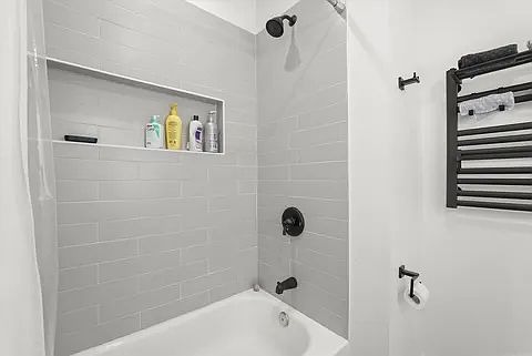 5th image of 4129 N Saint Louis Ave APT 2