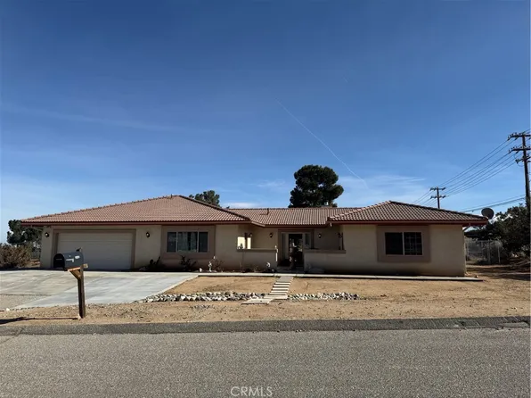 9323 Serra St, Phelan, CA 92371