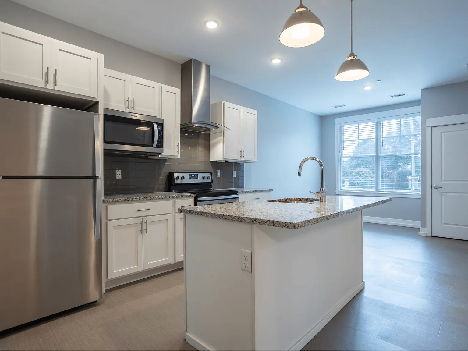 Heritage Place Apartments — Photo 1