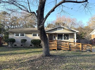 1431 Woodhill Ln, Charlotte, NC 28205