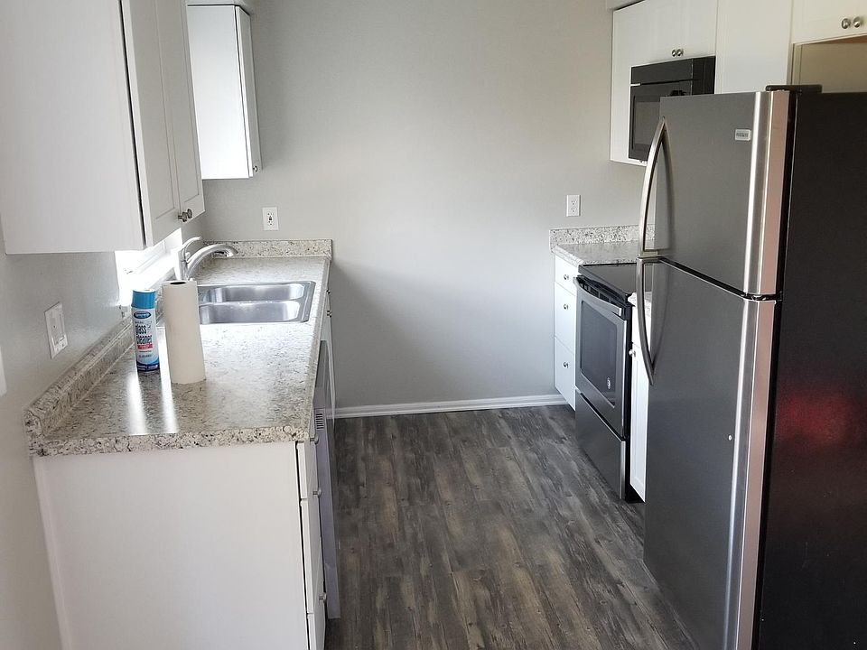 Nice Efficient Kitchen