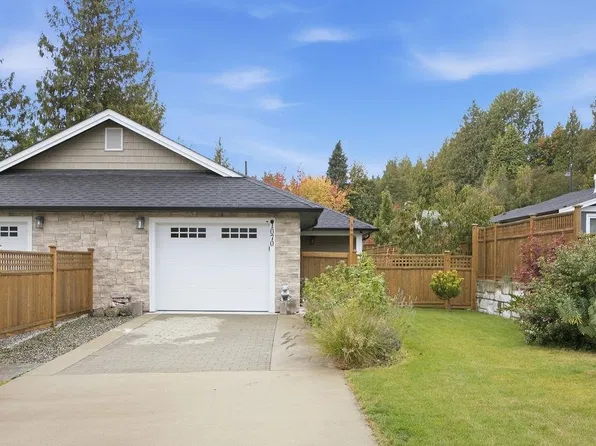 1070 Celia Cres, Gibsons, BC V0N 1V7