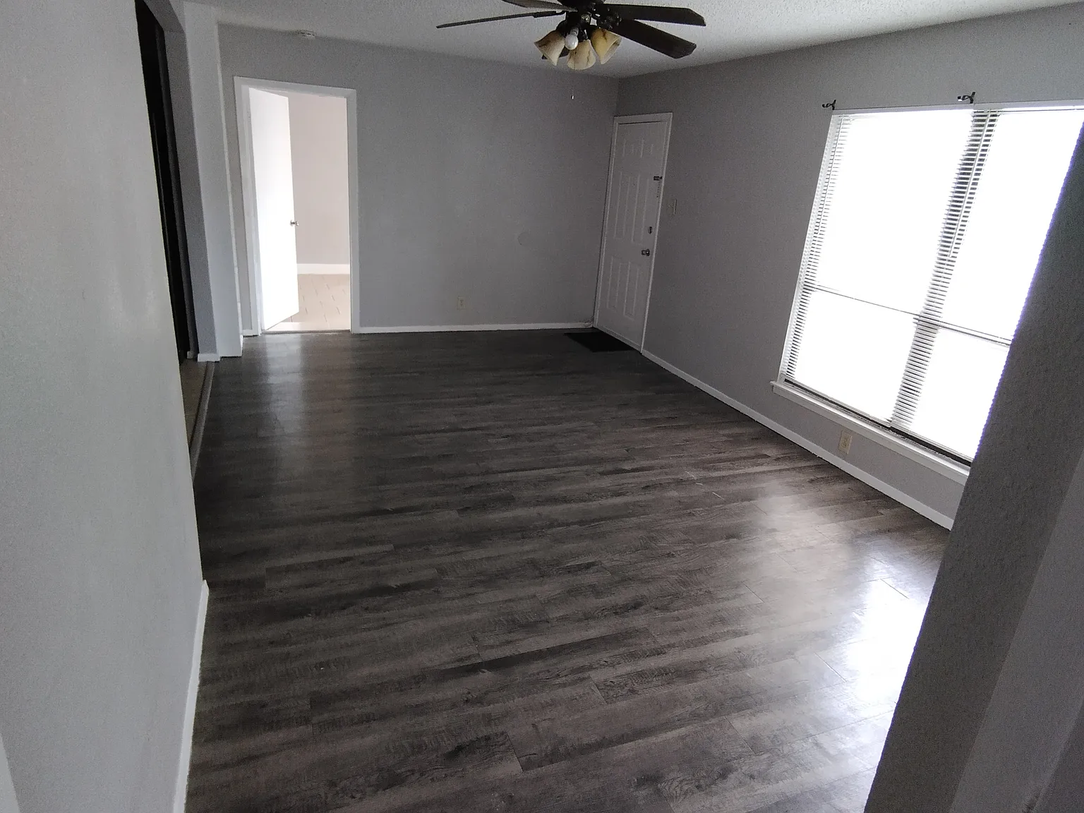 4 bed, 1760 sqft, $1,700 — Photo 3