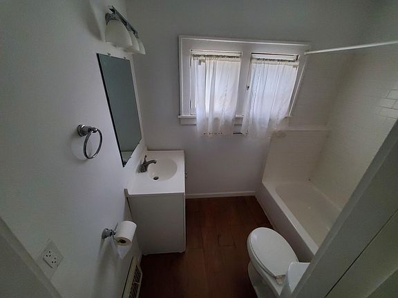 4th image of 5549 43rd Ave S