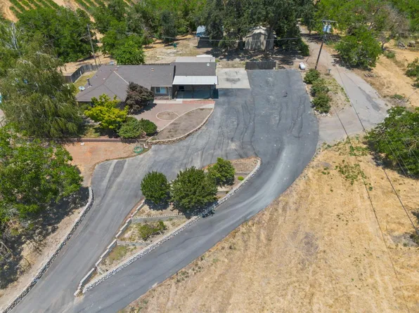 19497 E Collier Rd, Clements, CA 95227